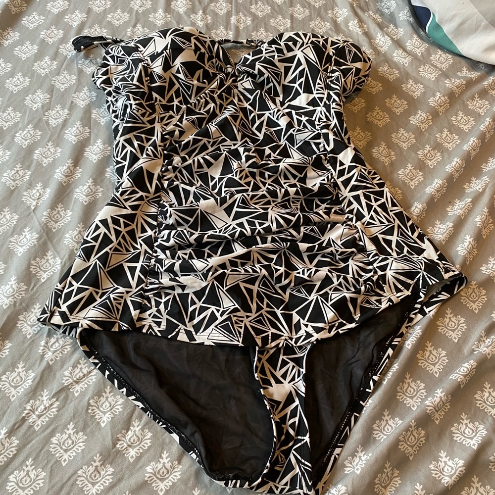 Torrid One Piece Bathing Suit size 0